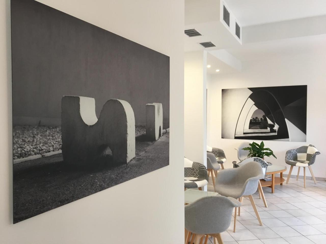 Hotel Les Rives Bleues Ла Гранде-Моте Екстериор снимка